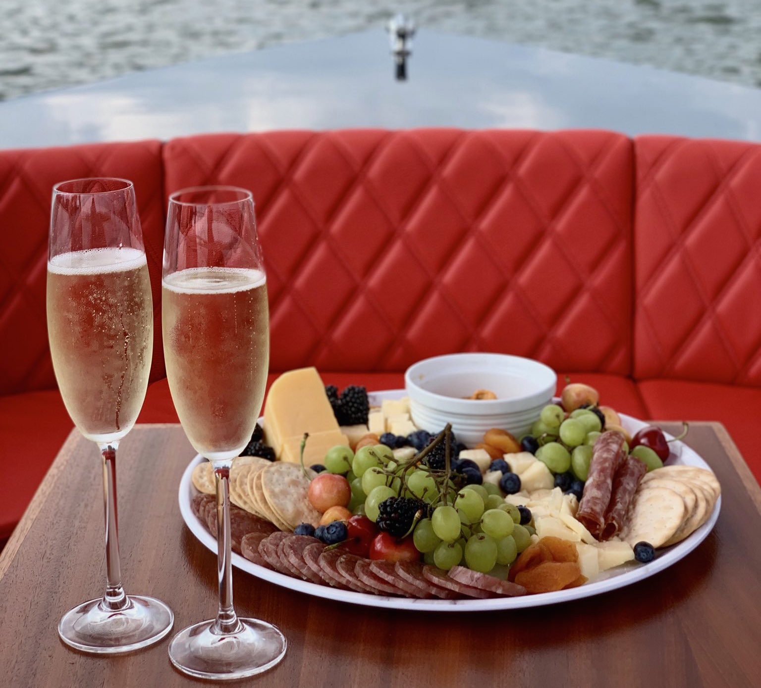 Three Ways to Enjoy D.C.'s Picnic Boats This Spring WCP